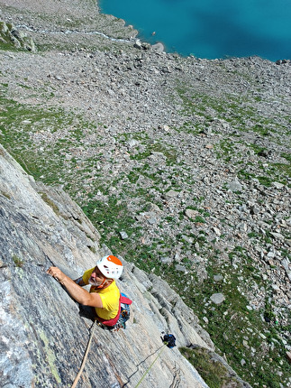 Valle Orco, Lago Serrù, Umberto Bado, Daniele Gallarato - Roberto Coggiola su L1 di 'Perla del lago' alla Bastionata del Lago Serrù in Valle dell'Orco (Umberto Bado, Daniele Gallarato 19/07/2024)