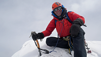 Yawash Sar, Karakoram, Mick Fowler, Victor Saunders - Mick Fowler on the summit of Yawash Sar (6258m) in the Karakorum on 14/09/2024 after having made the first ascent of the mountain