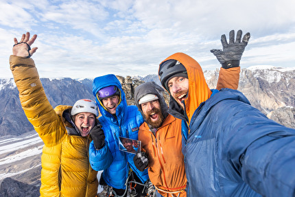 Big new climb on Mirror Wall in Greenland by Julia Cassou, Sean Warren, Pete Whittaker, Sean Villanueva