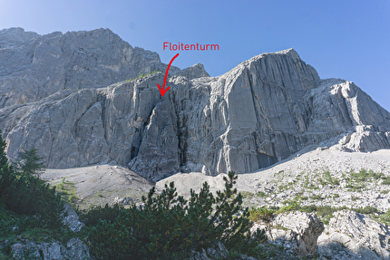 Floitenturm, Speckkarplatte, Karwendel, Austria, Raphael Jäger, Peter Manhartsberger, Michael Zellinger - Il tracciato di 'Trog mi Wind' al Floitenturm, Speckkarplatte, Karwendel, Austria (Raphael Jäger, Peter Manhartsberger, Michael Zellinger 2024)