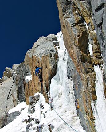 Thui II, Pakistan, Kei Narita, Yuu Nishida, Yudai Suzuki - La prima salita della parete ovest di Thui II (6523m) in Pakistan (Kei Narita, Yuu Nishida, Yudai Suzuki 21-24/09/2025)