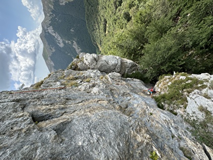 Buco del Merlo, Monte Porcini, Monti Reatini, Appennino Centrale, Ginevra Calandrella, Pino Calandrella - Pietra Miliare al Buco del Merlo: Ginevra Calandrella sale sul 1° tiro