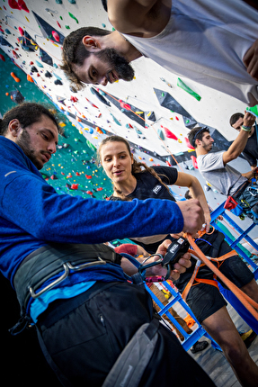 Petzl Belay Tour - Petzl Belay Tour nella palestra Orobia Climbing di Bergamo 