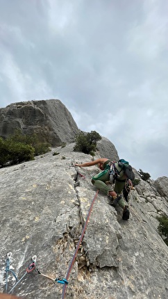 Gorropeddu, Supramonte, Baunei, Sardegna - L’apertura di ‘La chiamavano libertà’ a Gorropeddu, Supramonte di Baunei, Sardegna (Arianna Fiorino, Simone Mapelli, Francesco Pittau 2020-2024)