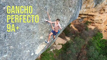 Toby Roberts climbing Gancho Perfecto (9a+) in Margalef