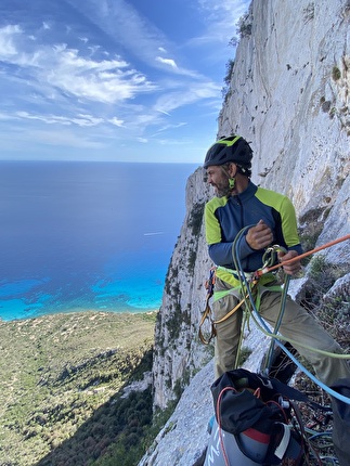 Punta Argennas, Sardegna, Alessandro Beber, Matteo Faletti, Marco Maganzini - L'apertura di 'Coro Meu' alla Punta Argennas in Sardegna (Alessandro Beber, Matteo Faletti, Marco Maganzini 10/2024)