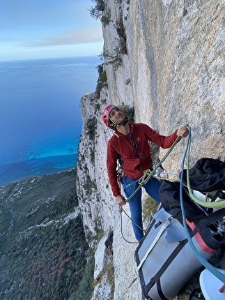 Punta Argennas, Sardegna, Alessandro Beber, Matteo Faletti, Marco Maganzini - L'apertura di 'Coro Meu' alla Punta Argennas in Sardegna (Alessandro Beber, Matteo Faletti, Marco Maganzini 10/2024)