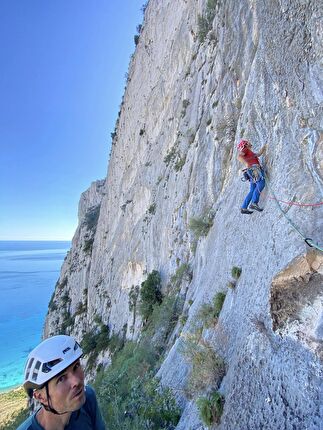 Punta Argennas, Sardegna, Alessandro Beber, Matteo Faletti, Marco Maganzini - L'apertura di 'Coro Meu' alla Punta Argennas in Sardegna (Alessandro Beber, Matteo Faletti, Marco Maganzini 10/2024)