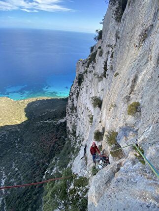 Punta Argennas, Sardegna, Alessandro Beber, Matteo Faletti, Marco Maganzini - L'apertura di 'Coro Meu' alla Punta Argennas in Sardegna (Alessandro Beber, Matteo Faletti, Marco Maganzini 10/2024)