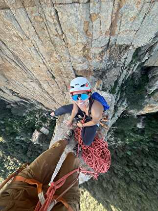 Dillosauro Sardinia, Enrico Sasso - Giulia Elettra Fresia on the top of Dillosauro in Sardinia