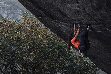 Caroline Ciavaldini - Caroline Ciavaldini climbing 'Greenspit' in Valle dell’Orco, Italy, November 2024