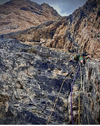 Torrione Carducci, Dolomiti di Sesto, Omar Pradella, Aldo Valmassoi - L'apertura di 'Per Sempre' al Torrione Carducci, gruppo Croda dei Toni, Dolomiti di Sesto (Omar Pradella, Aldo Valmassoi 08/2024)