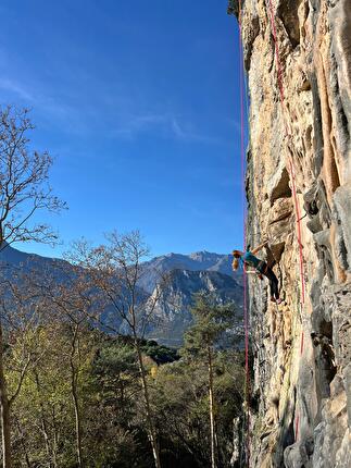 Castel Madruzzo, Arco - Falesia di Castel Madruzzo (Arco)