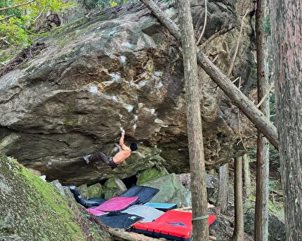 Dai Koyamada - Dai Koyamada climbing 'Onishiki' a Mt. Kasagi in Japan, 11/2024