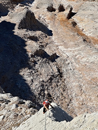 Muntejela de Senes, Dolomiti, Simon Kehrer, Marta Willeit - L'apertura di 'Lastun de Mareo' al Muntejela de Senes, Dolomiti (Simon Kehrer, Marta Willeit 04/11/2024)