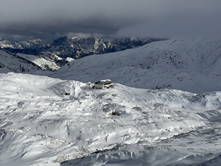 Piolets d’Or 2024 - Piolets d’Or 2024: day 2, Rifugio Rosetta