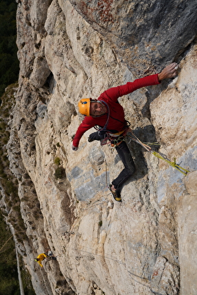 Monte Campolongo, Prealpi Vicentine, Nicola Bertoldo, Ivo Maistrello - L'apertura di 'Essenza' al Monte Campolongo, Prealpi Vicentine (Nicola Bertoldo, Ivo Maistrello 13-14/07/2024)