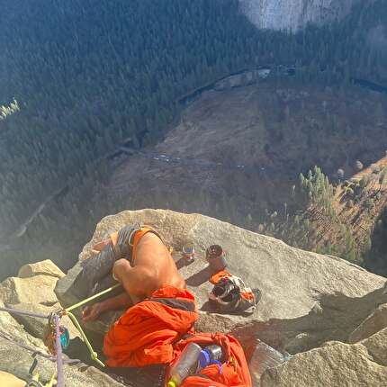 Hannes Puman, The Nose, El Capitan, Yosemite - Hannes Puman and Jamie Lowther climbing 'The Nose' free via the 'Schnaz Variation' on El Capitan in Yosemite, December 2024