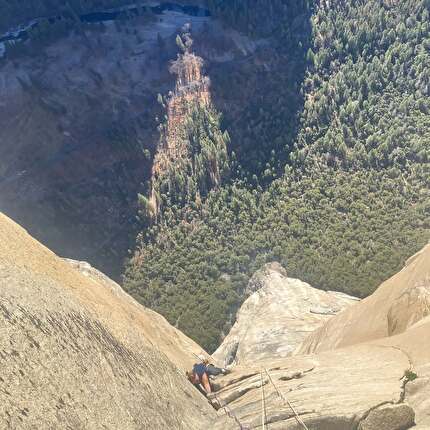 Hannes Puman, The Nose, El Capitan, Yosemite - Hannes Puman and Jamie Lowther climbing 'The Nose' free via the 'Schnaz Variation' on El Capitan in Yosemite, December 2024