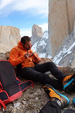 Matteo Motta - Matteo Motta in arrampicata in Patagonia