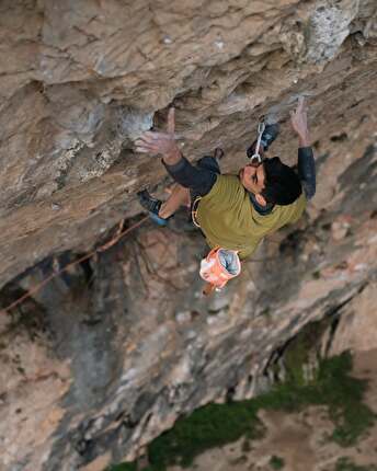 Jorge Díaz-Rullo repeats 'Stoking the fire' (9b) in Santa Linya