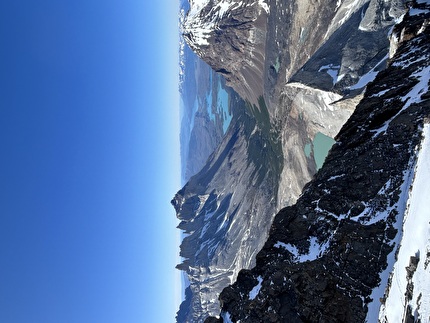 Cerro Trono Blanco, Patagonia, Seb Pelletti, Hernan Rodriguez - Making the first ascent of 'Ultima Ronda' on the south face of Cerro Trono Blanco, Torres del Paine, Patagonia (Sebastian Pelletti, Hernan Rodriguez 06/12/2024)