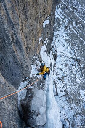 Mur de Pisciadù, Sella, Dolomiti, Daniel Ladurner, Alex Piazzalunga - La prima ripetizione di 'Hybrid' al Mur de Pisciadù nel gruppo del Sella, Dolomiti (Daniel Ladurner, Alex Piazzalunga 17/12/2024)