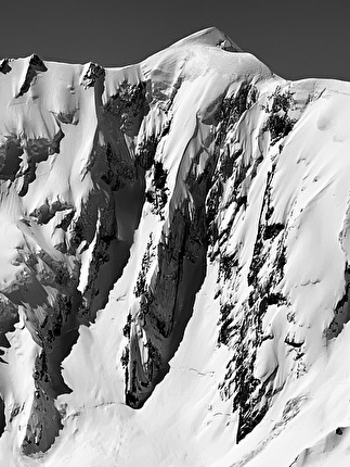 Mount Elie de Beaumont, New Zealand, Beau Fredlund, Ross Hewitt - Making the first ski descent of the Dragon's Back / Central spur of the Spencer Face on Mt Elie de Beaumont (3109m), New Zealand (Beau Fredlund, Ross Hewitt, 16/10/2024)