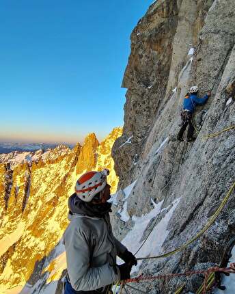 Pic Sans Nom, Mont Blanc, Manu Brechignac, Raphaël Georges, Jérôme Sullivan - The first ascent of 'Norah Padnom' on Pic Sans Nom, Mont Blanc massif (Manu Brechignac, Raphaël Georges, Jérôme Sullivan 04-06-/02/2025)