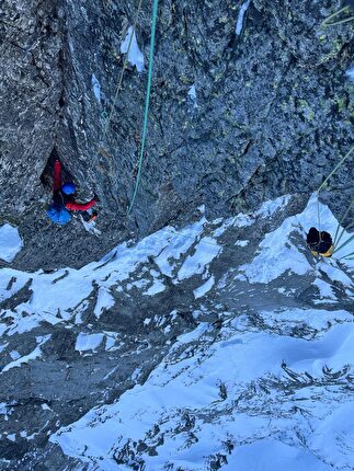 Rysy, High Tatras, Michał Czech, Maciek Kimel, Tomek Klimcza - The first free ascent of 'Direttissima' on the east face of Rysy, High Tatras (Michał Czech, Maciek Kimel, Tomek Klimcza 08-10/02/2025)