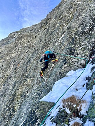 Rysy, High Tatras, Michał Czech, Maciek Kimel, Tomek Klimcza - The first free ascent of 'Direttissima' on the east face of Rysy, High Tatras (Michał Czech, Maciek Kimel, Tomek Klimcza 08-10/02/2025)