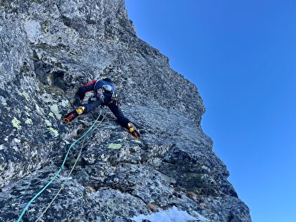 Rysy, High Tatras, Michał Czech, Maciek Kimel, Tomek Klimcza - The first free ascent of 'Direttissima' on the east face of Rysy, High Tatras (Michał Czech, Maciek Kimel, Tomek Klimcza 08-10/02/2025)