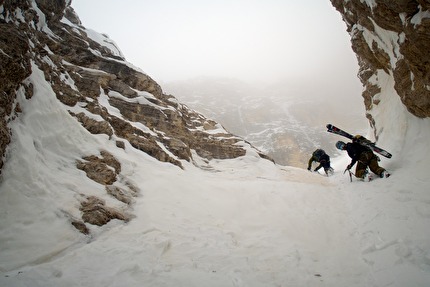 Dolomiti sci ripido 2024 - Monte Popera 3046m, Parete Nord (Davide D'Alpaos, Loris De Barba, Francesco Vascellari 04/2024)