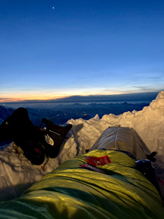 Benjamin Védrines Les Drus - Benjamin Védrine solitaria invernale di 'BASE' sul Petit Dru (17-21/02/2025)