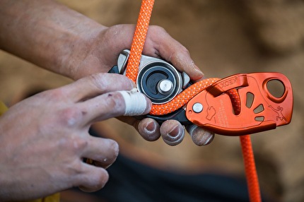 Petzl Belay Experience Tour! - Petzl Belay Experience Tour!