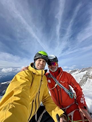 Sagwand, Valsertal, Austria, Simon Gietl, Martin Sieberer - Ripetizione invernale di 'Schiefer Riss' alla Sagwand, Valsertal, Austria (Simon Gietl, Martin Sieberer 23-24/02/2025)