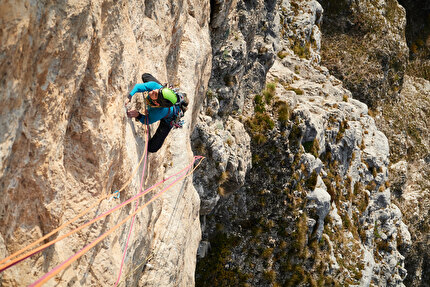 Seconda Pala di San Lucano, Dolomiti, Martin Dejori, Titus Prinoth, Alex Walpoth - L'apertura di 'Un Mondo a parte' sulla Seconda Pala di San Lucano, Dolomiti (Martin Dejori, Titus Prinoth, Alex Walpoth 27-29/10/2024)