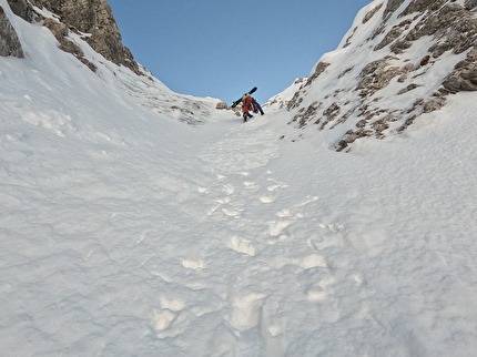 Monte Vigna Vaga, Valentino Cividini, Paolo Zenoni - The first ascent of ‘La Rampa Vaga’ on Monte Vigna Vaga, Bergamo Alps (Valentino Cividini, Paolo Zenoni 02/03/2025)