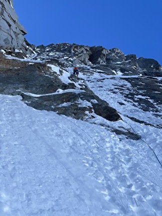 Cima Busazza, Presanella, Emanuele Andreozzi, Andrea Gremes - Emanuele Andreozzi establishing pitch 1 of 'Via Teti' on the north face of Cima Busazza (Emanuele Andreozzi, Andrea Gremes 04/03/2025)