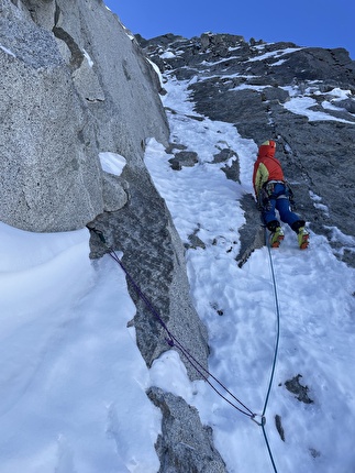 Cima Busazza, Presanella, Emanuele Andreozzi, Andrea Gremes - Emanuele Andreozzi establishing pitch 3 of 'Via Teti' on the north face of Cima Busazza (Emanuele Andreozzi, Andrea Gremes 04/03/2025)