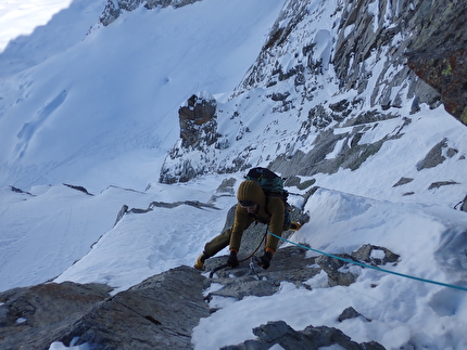 Cima Busazza, Presanella, Emanuele Andreozzi, Andrea Gremes - Andrea Gremes towards the top of pitch 5 of 'Via Teti' on the north face of Cima Busazza (Emanuele Andreozzi, Andrea Gremes 04/03/2025)