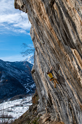 Pietro Bassotto - Pietro Bassotto climbing 'Noi' (8b+) at Andonno