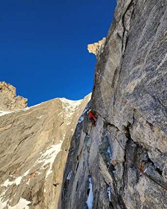 Pioda di Sciora, Punta Pioda, Filippo Sala, Roger Schäli, Silvan Schüpbach - The first ascent of 'Luce e Tenebre' on the north face of Pioda di Sciora / Punta Pioda in Switzerland (Filippo Sala, Roger Schäli, Silvan Schüpbach 06-09/03/2025)