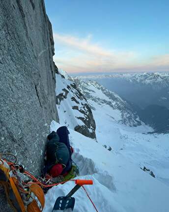 Pioda di Sciora, Punta Pioda, Filippo Sala, Roger Schäli, Silvan Schüpbach - The first ascent of 'Luce e Tenebre' on the north face of Pioda di Sciora / Punta Pioda in Switzerland (Filippo Sala, Roger Schäli, Silvan Schüpbach 06-09/03/2025)