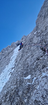 Presolana del Prato, Fischia il Vento, Yuri Parimbelli, Matteo Piccardi, Simone Semperboni - L'apertura di 'Fischia il Vento' alla Presolana del Prato (Yuri Parimbelli, Matteo Piccardi, Simone Semperboni 05/03/2025)