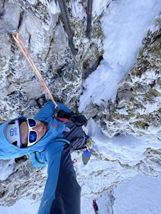 Monte Gallinola, Monti del Matese, Appennino Centrale, Agnese Flavi, Riccardo Quaranta - L'apertura di 'Remember Tomorrow', Monte Gallinola, Monti del Matese, Appennino Centrale (Agnese Flavi, Riccardo Quaranta 3/3/2025)