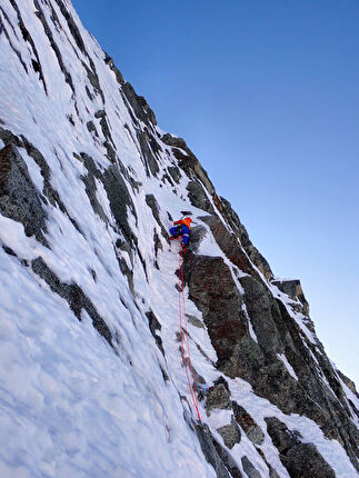 Cima Busazza, Presanella, Emanuele Andreozzi, Stefano Falezza - La probabile prima invernale della 'Via Dell’Eva-Taddei' sulla parete nord della Cima Busazza (Emanuele Andreozzi, Stefano Falezza 07/03/2025)