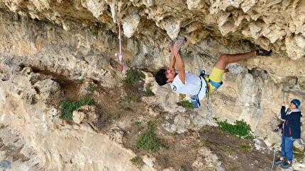 Sardegna arrampicata, Pietra di Luna - Sardegna arrampicata: Andrea di Lauro (Isili)