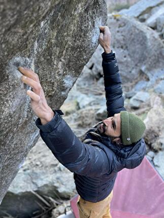 Melloblocco 2025, Val di Mello, Val Masino - Maximiliano Piazza, tracciatore del Melloblocco 2025