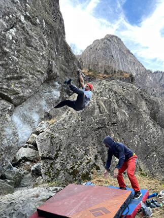 Melloblocco 2025, Val di Mello, Val Masino - Preparativi per il Melloblocco 2025